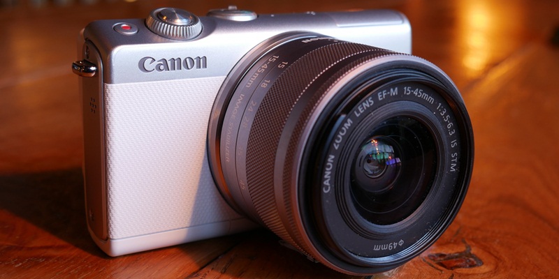 Mirrorless terbaik saat ini Canon EOS M100