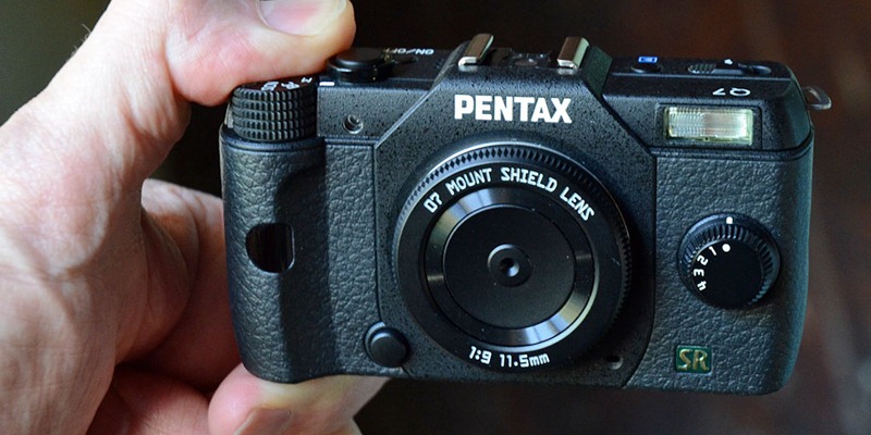 Pentax Q7 menjadi salah satu kamera mirrorless terbaik