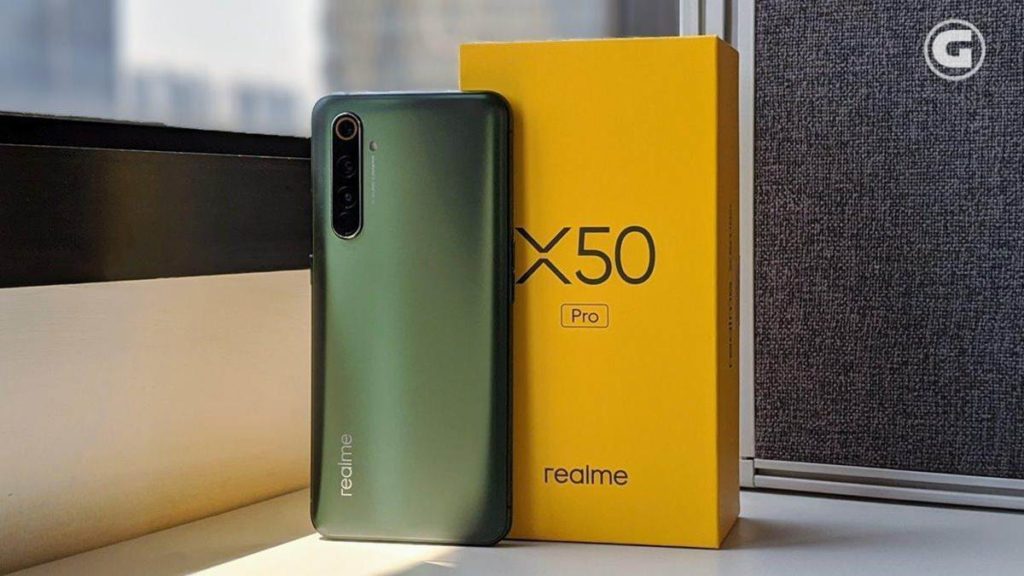 Realme X50 Pro 5G dan dus boks lengkap