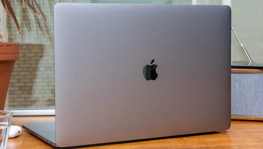 MacBook Pro 16 inci, MacBook Terbaik dan Terkuat