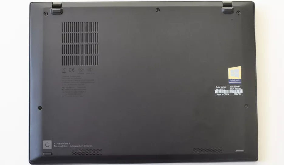 Lenovo ThinkPad X1 Nano design