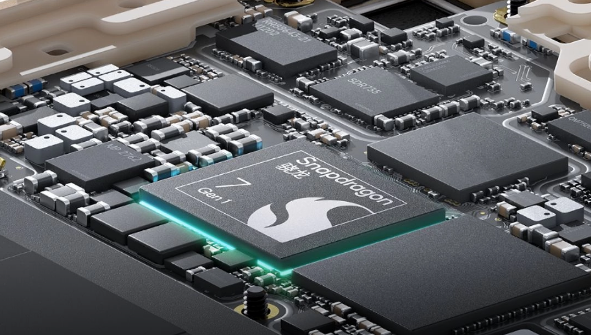 Chipset Snapdragon 7 Gen 1 pertama kali disematkan dalam Oppo Reno 8 Pro