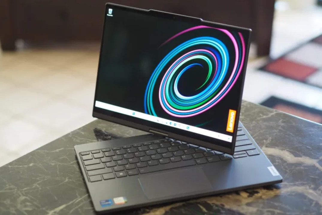 Lenovo ThinkBook Plus Twist, Laptop Bisnis Inovatif dengan Dua Layar